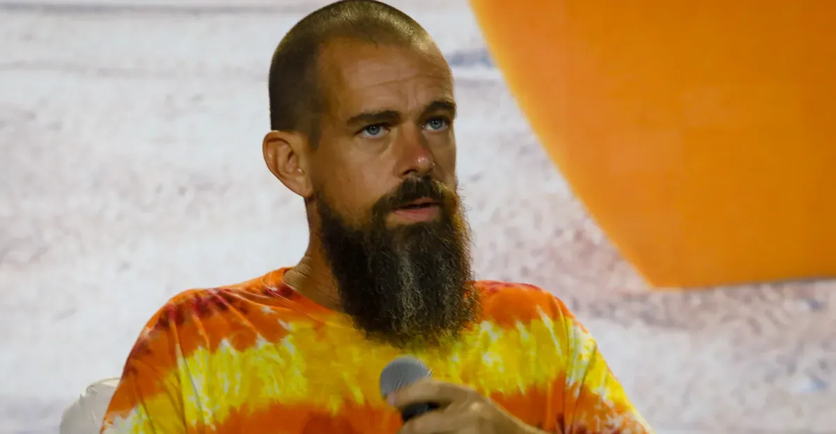Block de Jack Dorsey corta quase metade de sua força de trabalho — Mais ...